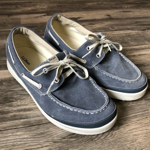 wide canvas shoes